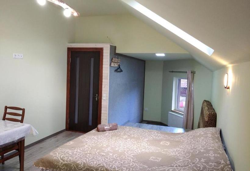 Pensão комфортні номери