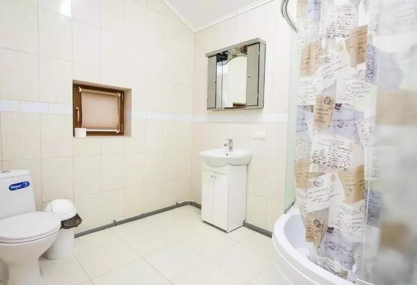 Majatalo Guest House м