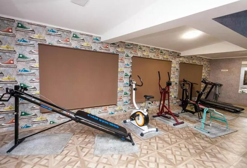 Majatalo Guest House м