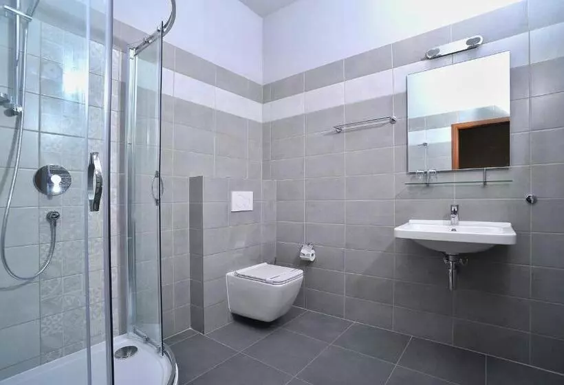 ペンション Penzion Královské Lázně