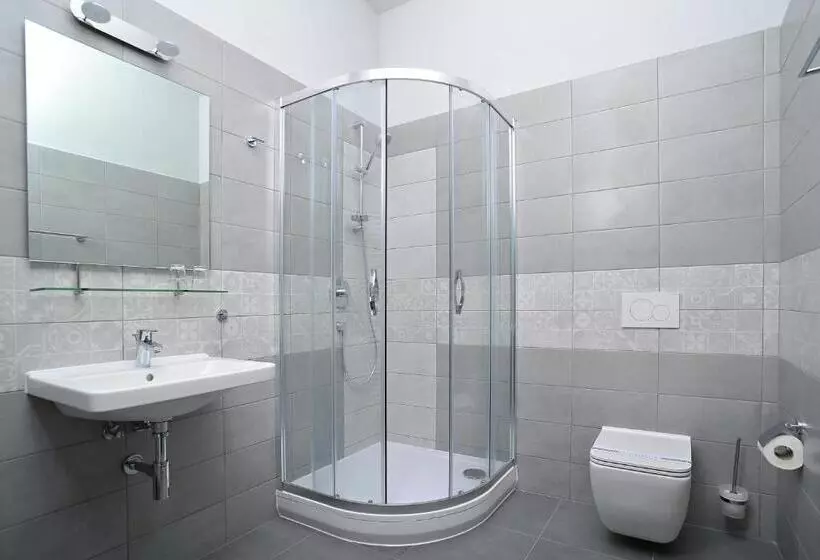 ペンション Penzion Královské Lázně