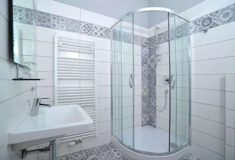 ペンション Penzion Královské Lázně