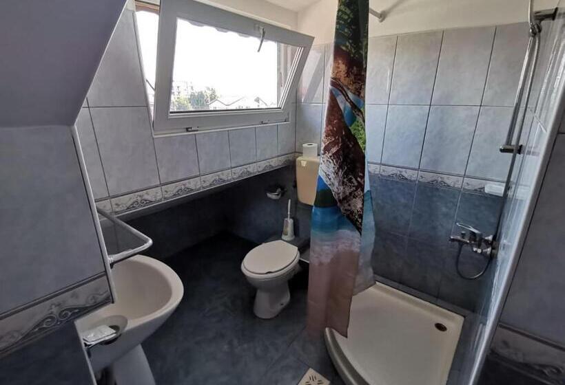 پانسیون Vila Cristal Costinesti