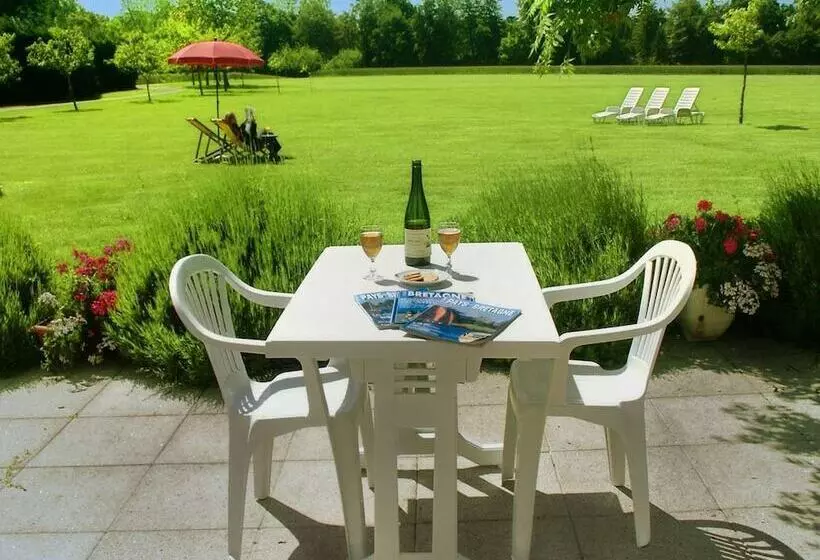 Aamiaismajoitus (B&B) Ferme De Kereven