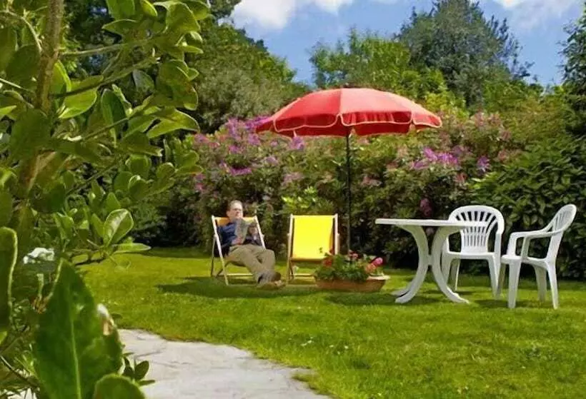 Aamiaismajoitus (B&B) Ferme De Kereven