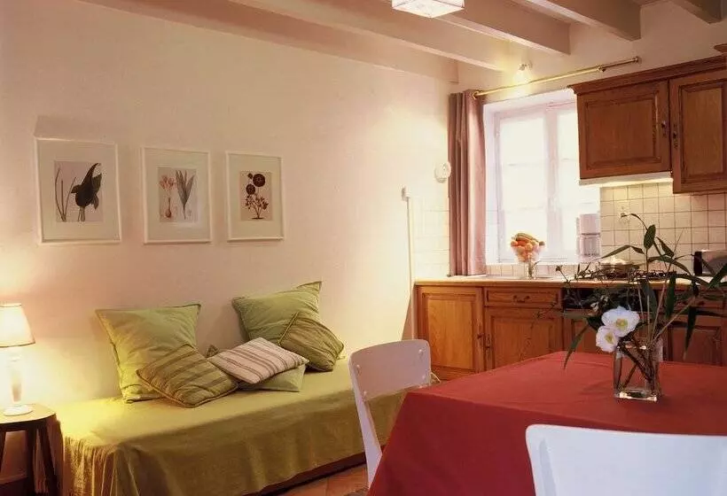 Aamiaismajoitus (B&B) Ferme De Kereven