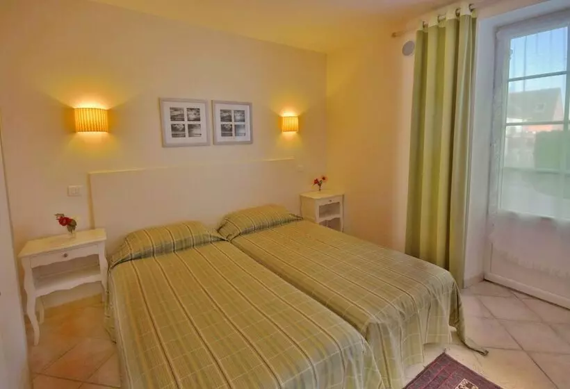 Aamiaismajoitus (B&B) Ferme De Kereven