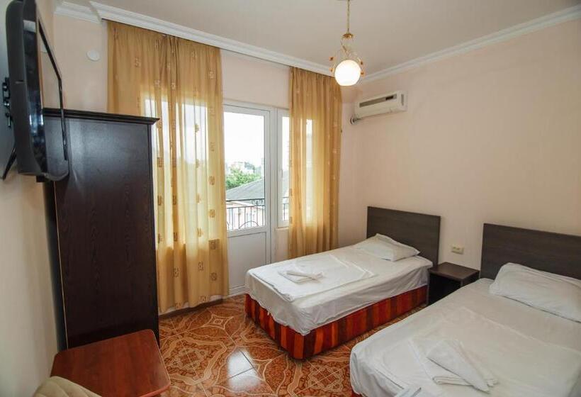 پانسیون Guest House Nia