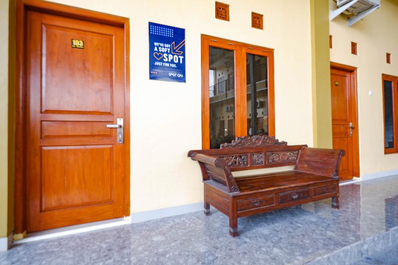 Alberg Spot On 2790 Bintang Selatan Syariah