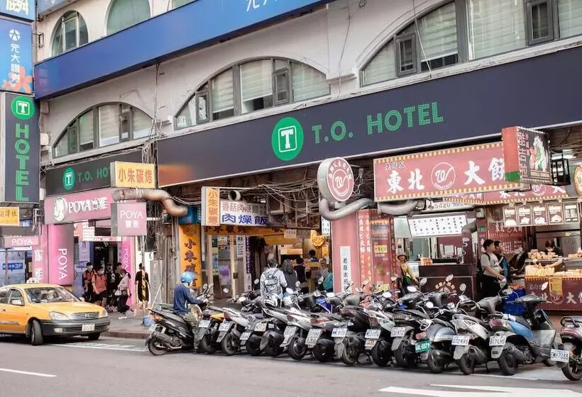 T.o Hotel Main Station