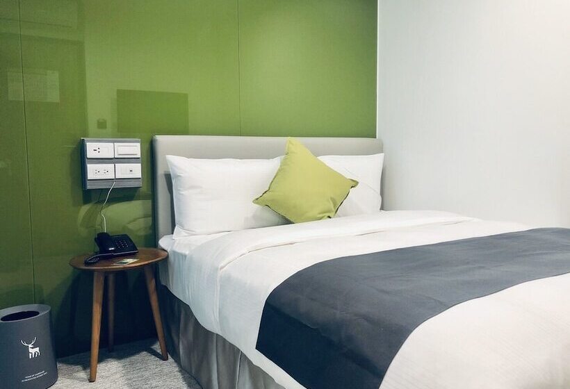 T.o Hotel Main Station