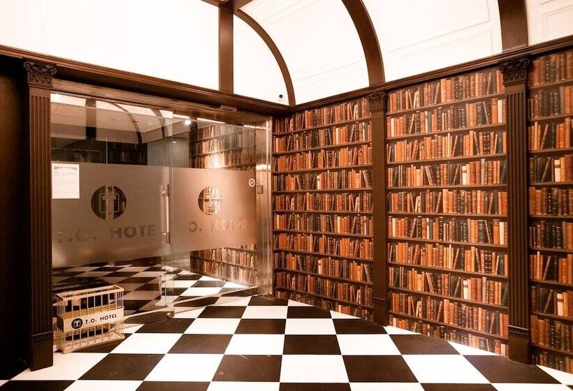 T.o Hotel Main Station