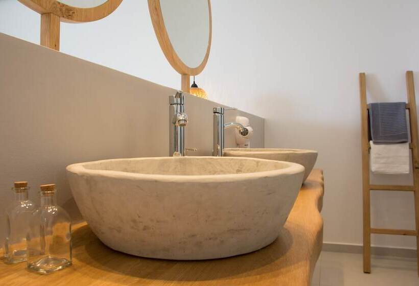 Hotel Aqua Blu Adults Only   By Checkin