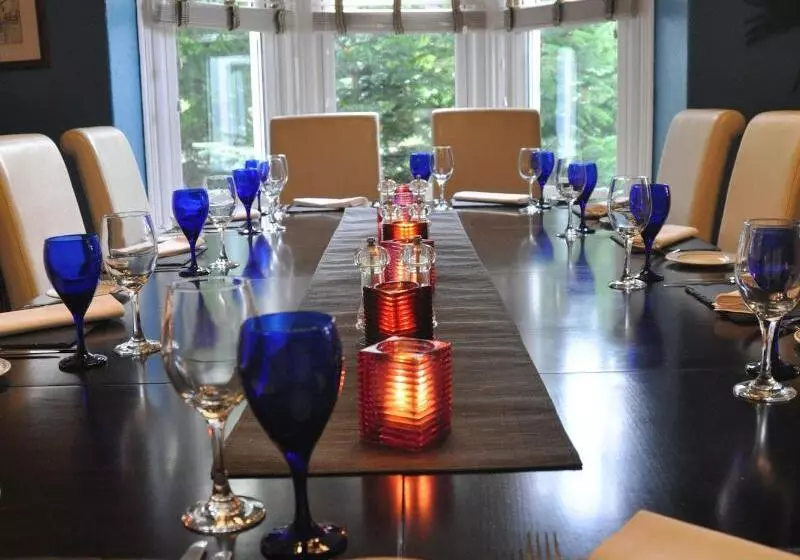 Gwern Borter Manor Bed & Breakfast