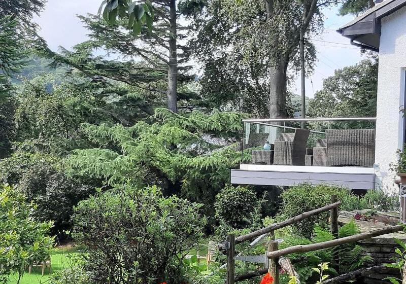 Gwern Borter Manor Bed & Breakfast