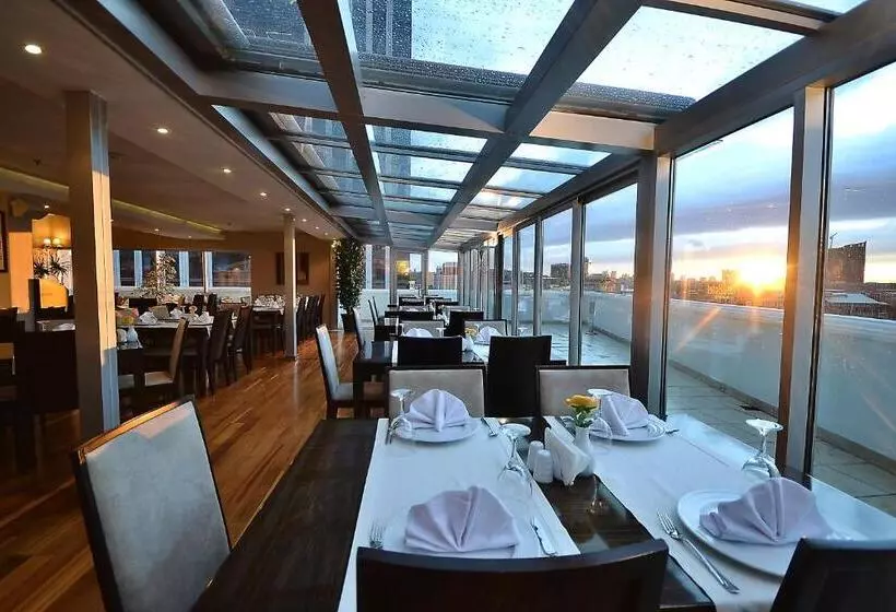 Hotelli Ankara Plaza