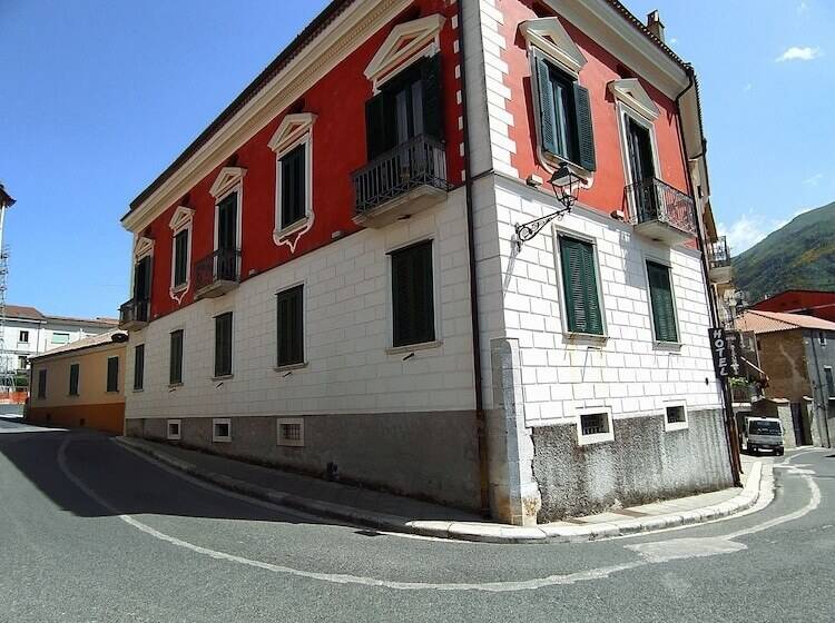 Отель Antichi Feudi Dimora D'Epoca