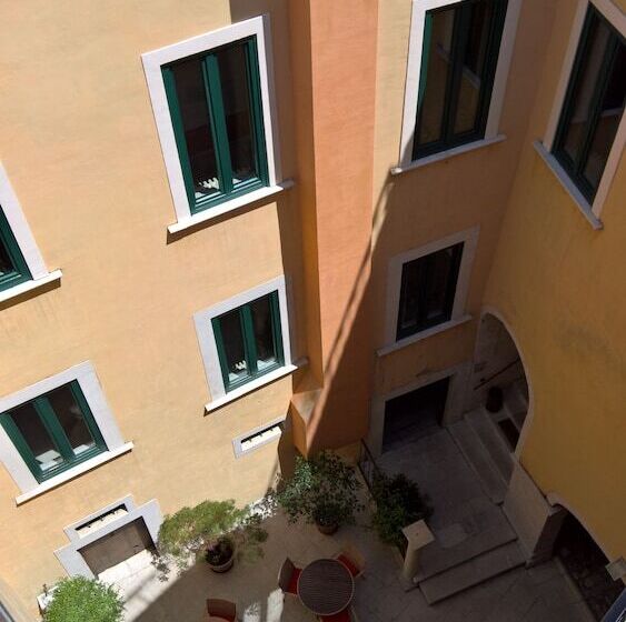 Отель Antichi Feudi Dimora D'Epoca