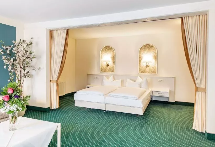 Отель Arvena Reichsstadt