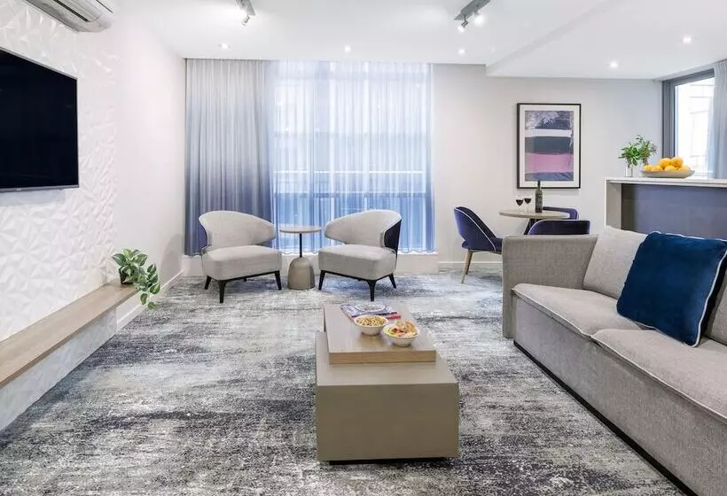 Brady Apartment Hotel Flinders Street