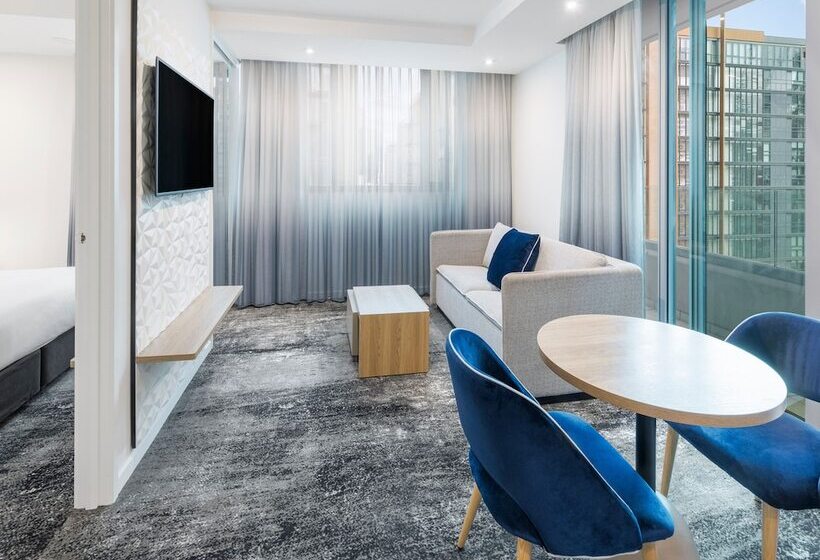 Brady Apartment Hotel Flinders Street