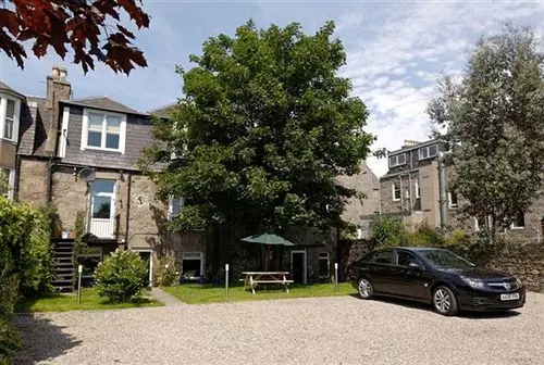 Отель City Wharf Apartments