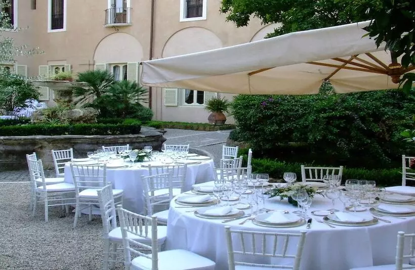 Hotel Donna Camilla Savelli Vretreats