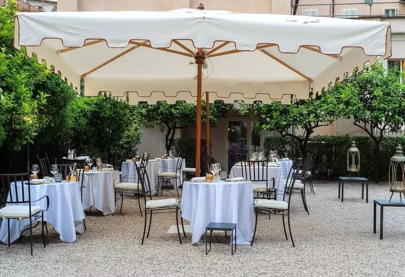 Hotel Donna Camilla Savelli Vretreats