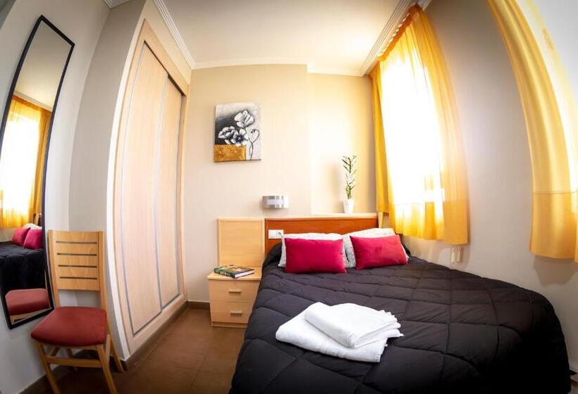 فندق Hostal Campestre