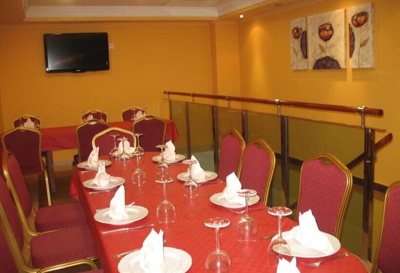 فندق Hostal Campestre