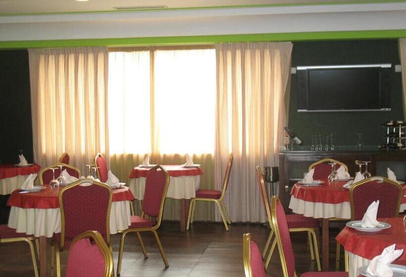 فندق Hostal Campestre