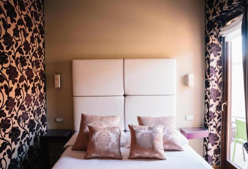 호텔 Murano Palace