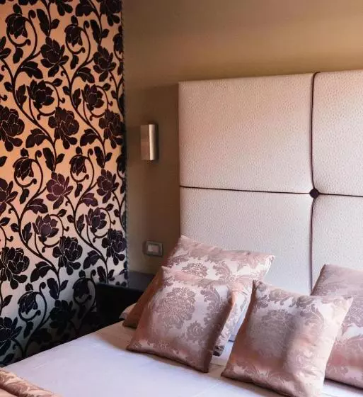 Отель Murano Palace