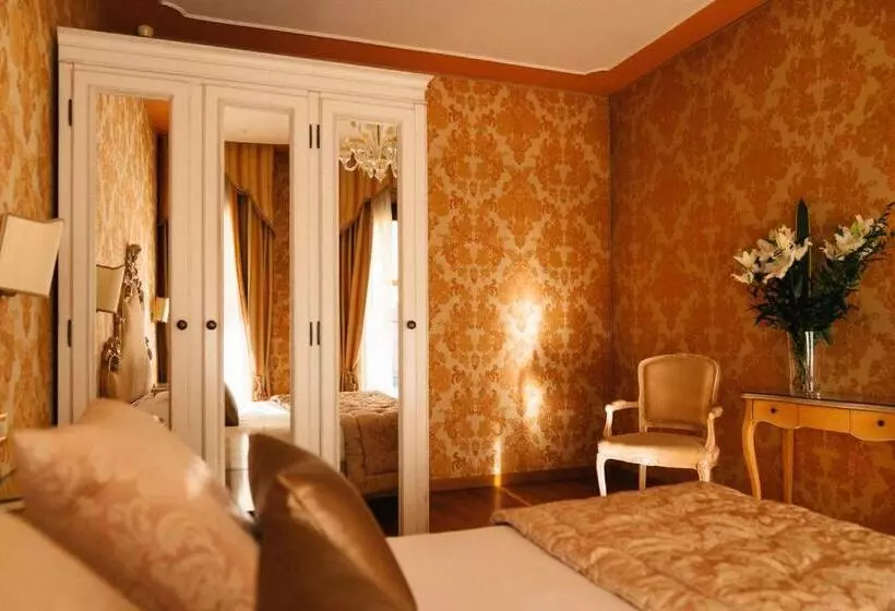 Отель Murano Palace