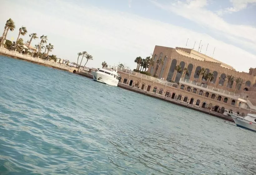 هتل Pickalbatros Citadel Resort Sahl Hasheesh