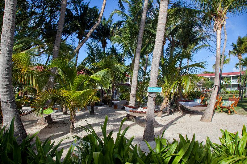 هتل Pineapple Beach Club All Inclusive Adults Only