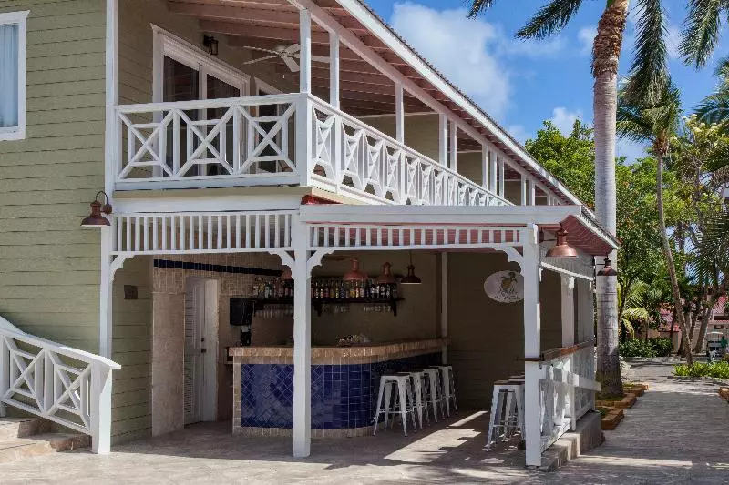 هتل Pineapple Beach Club All Inclusive Adults Only