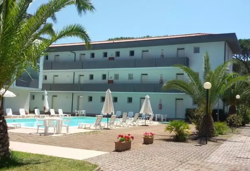 Отель Residence Verde Pineta
