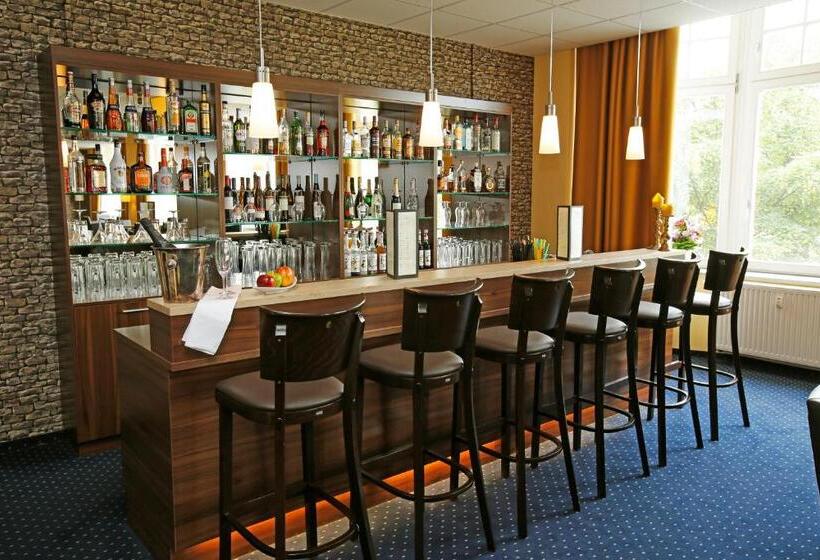 هتل Royal International Leipzig