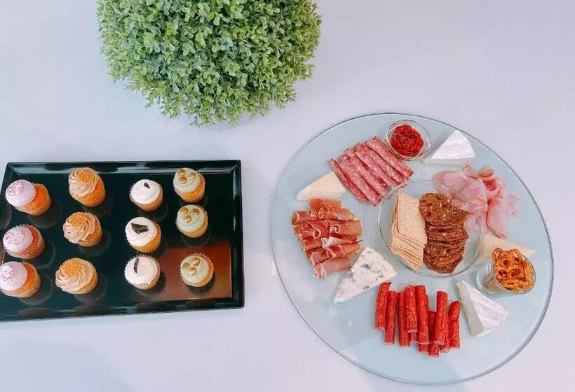 호텔 Royal Pacific