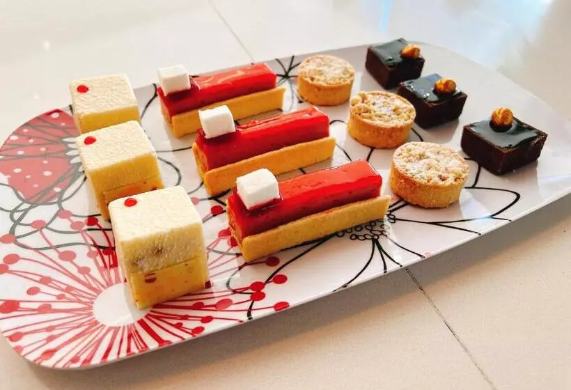 호텔 Royal Pacific