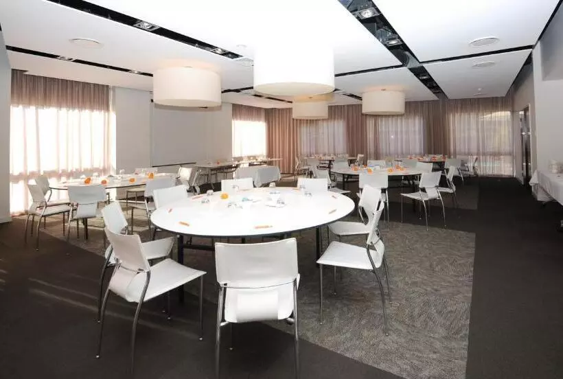 호텔 Royal Pacific