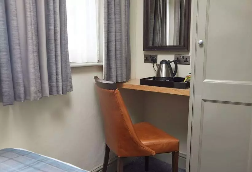 Red Lion Hotel By Greene King Inns