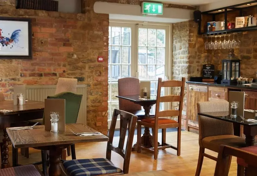 Red Lion Hotel By Greene King Inns