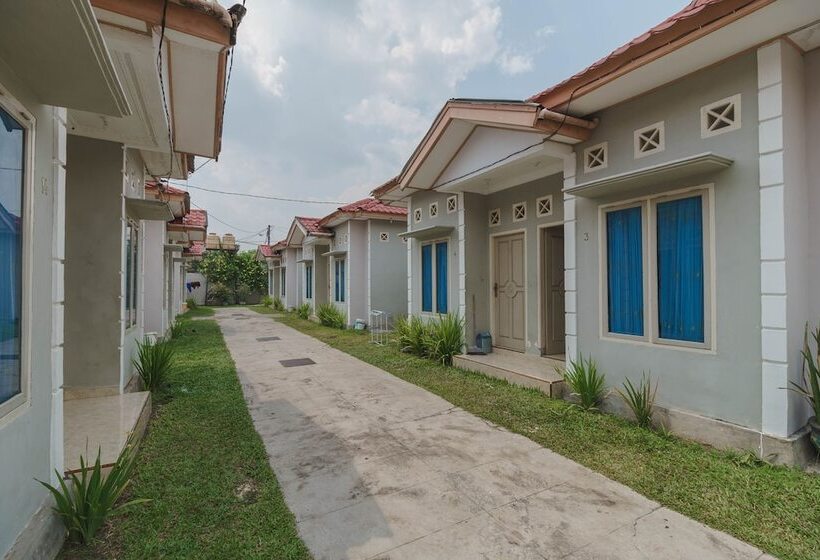 Pension Reddoorz Near Watervang Lubuk Linggau 2