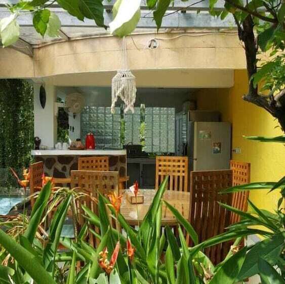 住宿加早餐  Villa Lumbalumba Banyualit