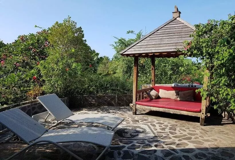 Aamiaismajoitus (B&B) Villa Lumbalumba Banyualit