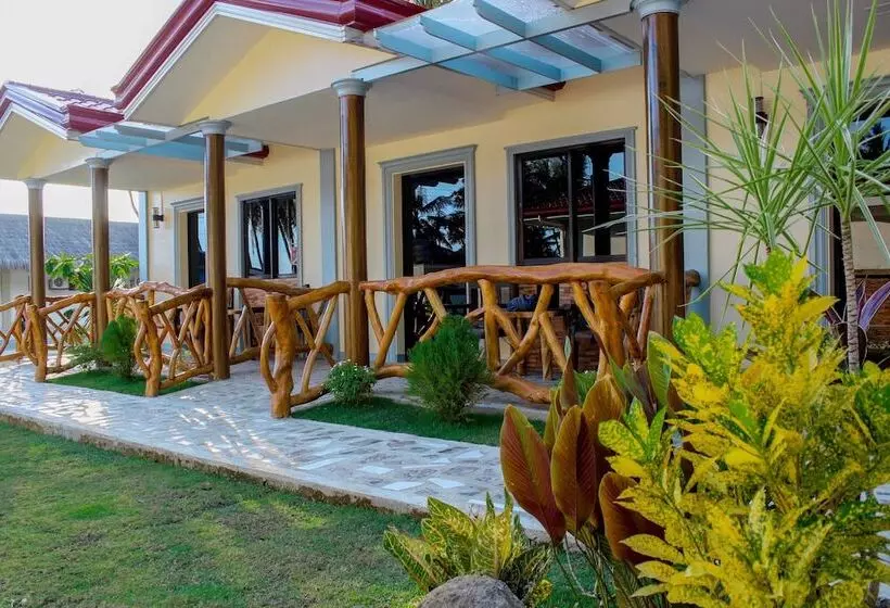 Hotelli Aloha Seaside Resort