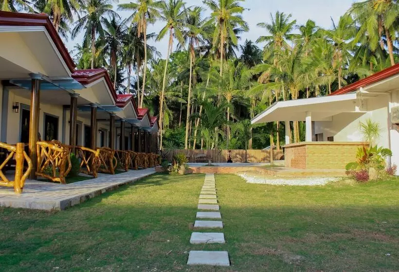 Hotelli Aloha Seaside Resort