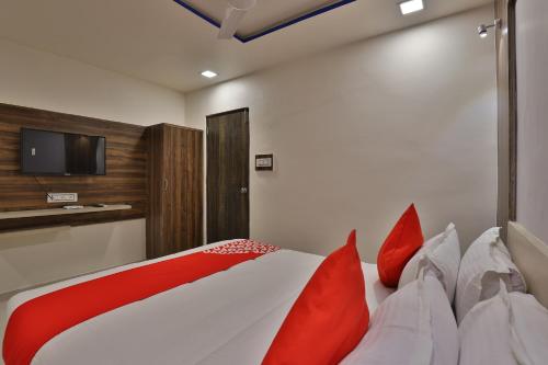 בית מלון כפרי Oyo 26476  Meridan Palace